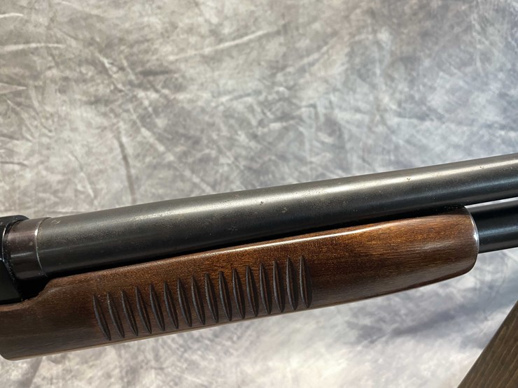 #2333-•-westerfield-model-550-12-ga.-pump-action-shotgun,-sn:-ha43103-image-5