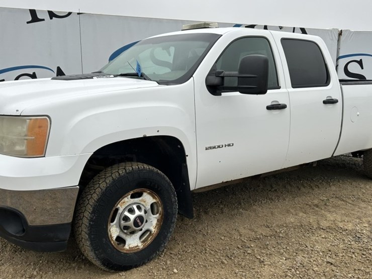 2011-gmc-2500-image-1