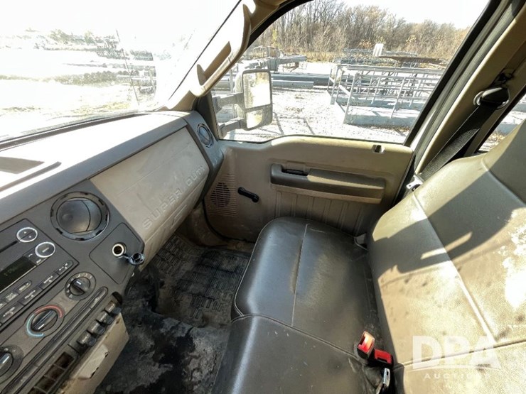 ford-f550-xl-image-49