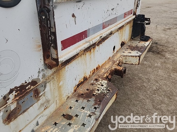 2000-chevrolet-2500-image-12