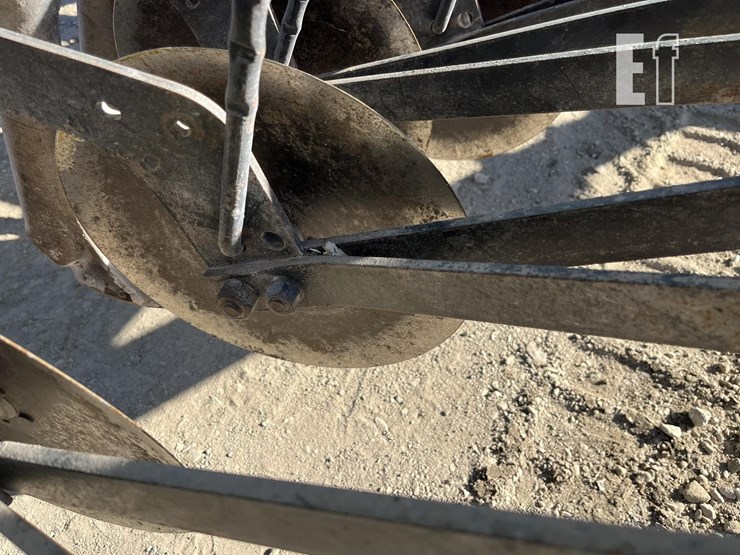 john-deere-8200-image-15