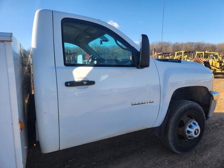 chevrolet-3500-image-14