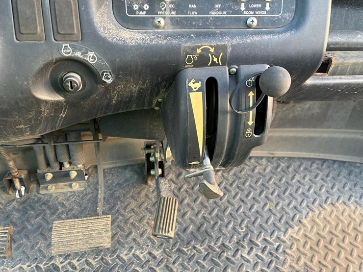 john-deere-gator-image-19