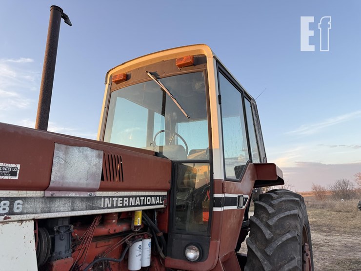 international-1086-image-6