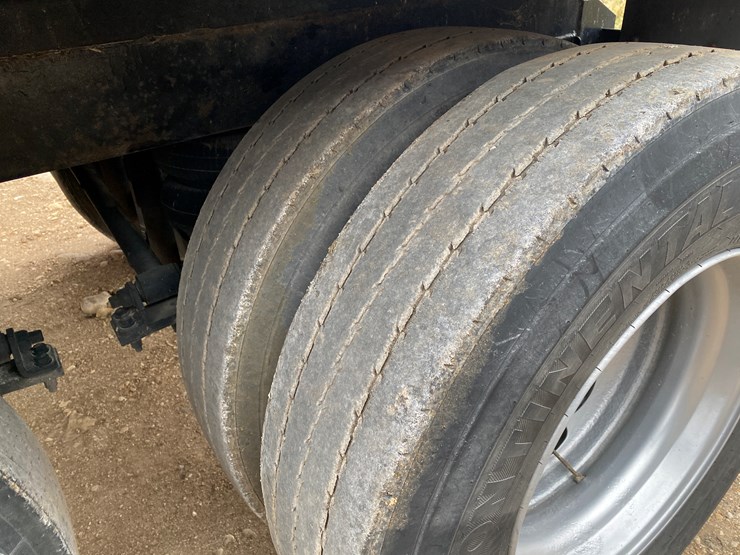 #1031-•-2014-northern-6000-gallon-semi-manure-tanker-trailer(has-wi-title)-(kewaunee,-wi)-image-28