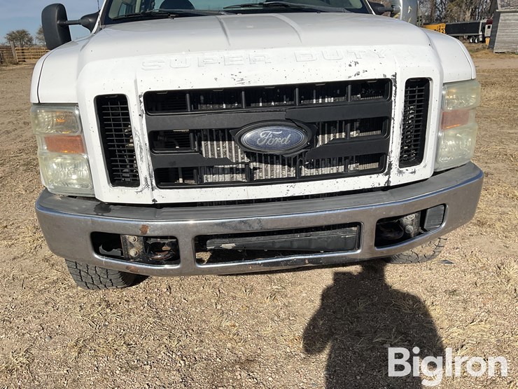 ford-f350-xl-image-11