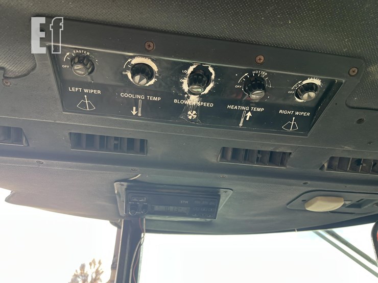 john-deere-4840-image-33