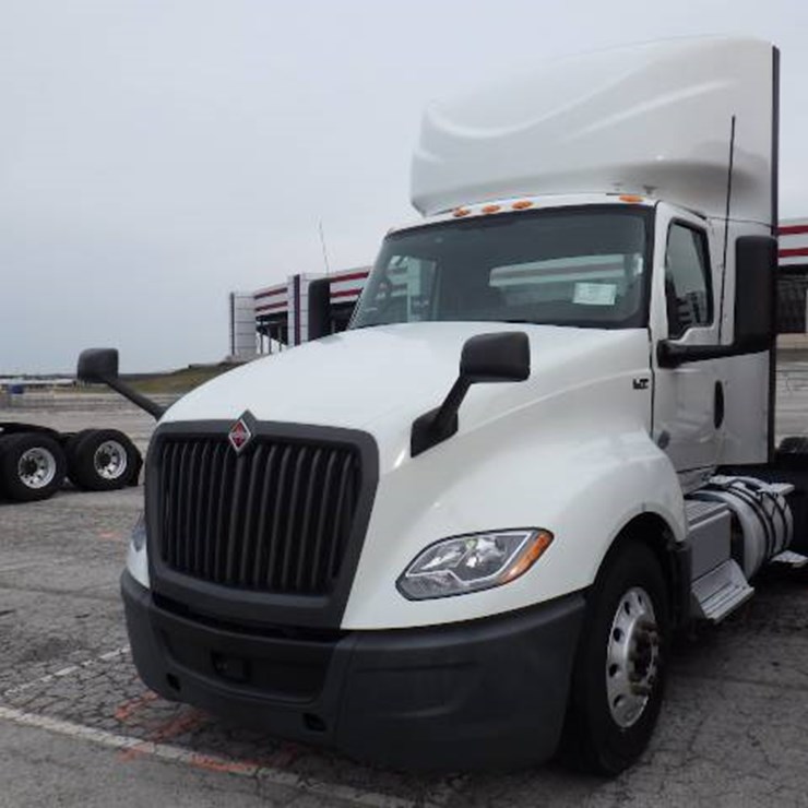 2020 INTERNATIONAL LT