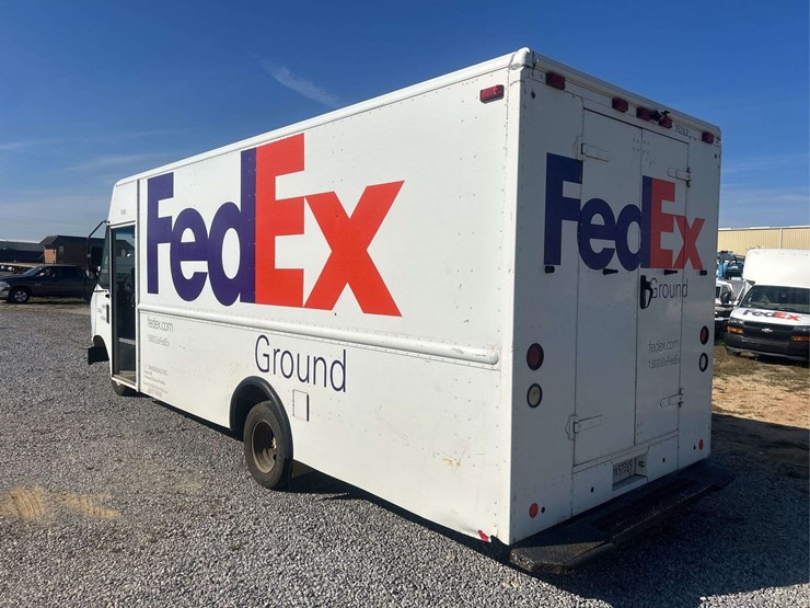 2007-ford-e350-image-2