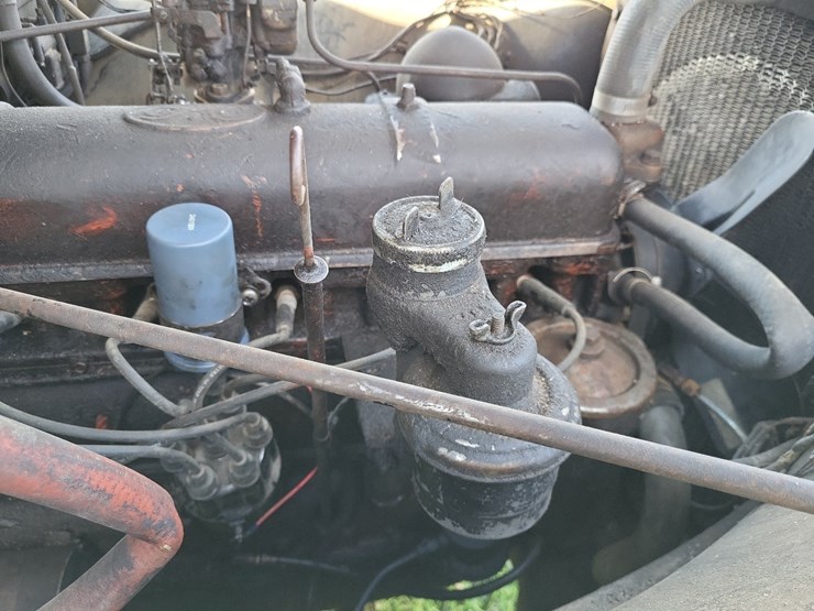 1953-gmc-354-24-round-top-cab-single-axle-grain-truck--needs-axle-shaft-image-61