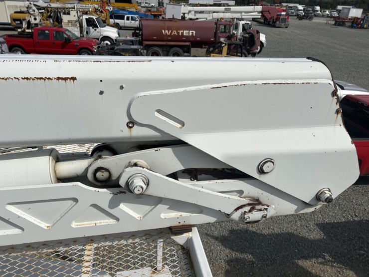 international-4000-image-50