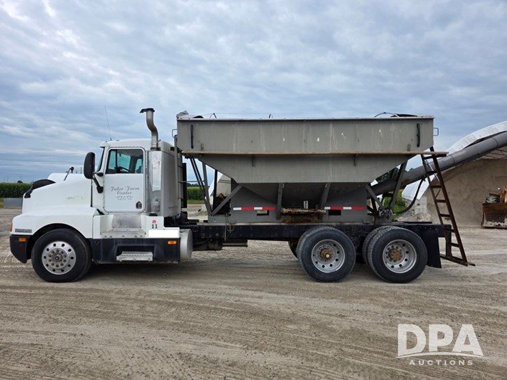 1990-kenworth-t600-image-1