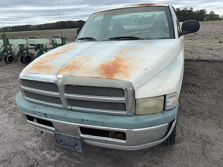 1999-dodge-ram-2500-image-5