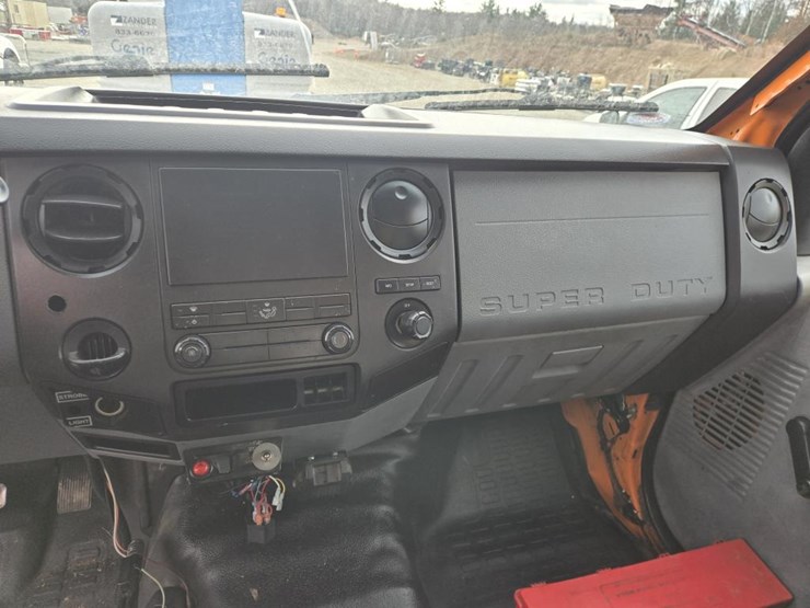 2015-ford-f650-image-35