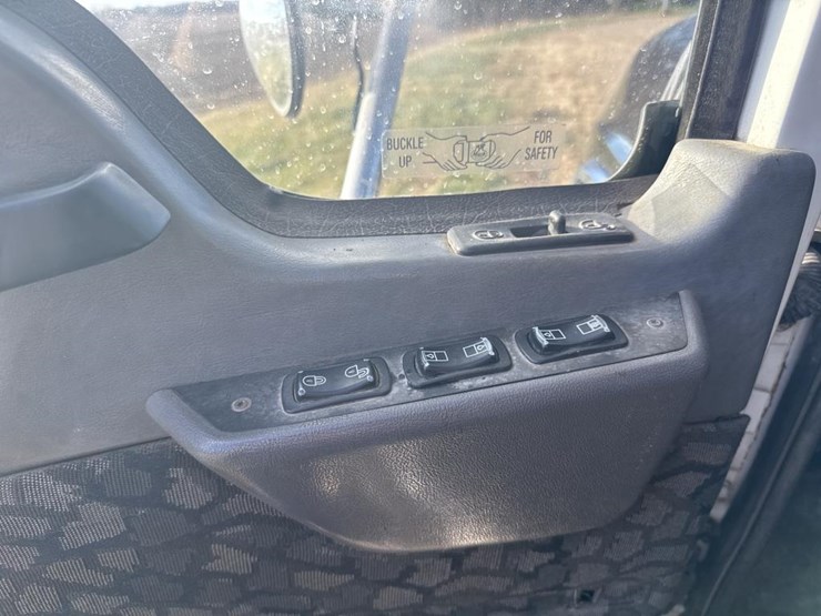 #1463-•-2007-mack-quad-axle-dump-truck-image-44