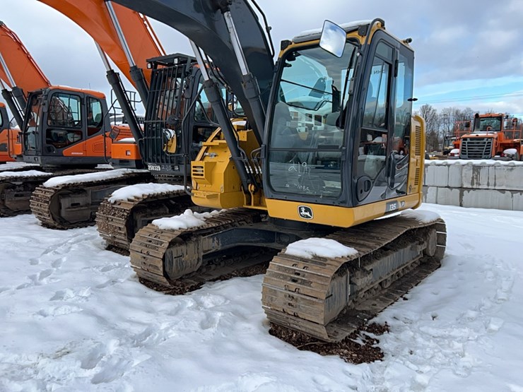 2023-john-deere-135p-hydraulic-excavator-sn:-nf00085,-image-2