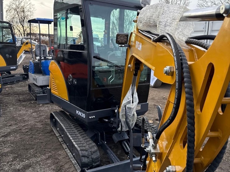 new-kylin-kn30-mini-excavator-image-7