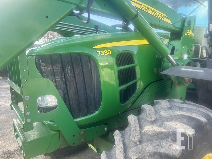 2008-john-deere-7330-image-35