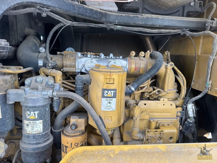 2014-caterpillar-924k-image-28