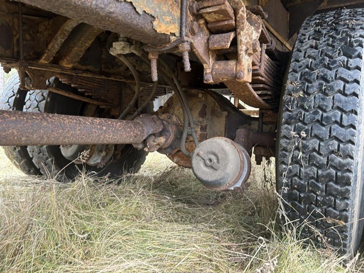 #1429-•-1995-ford-f-series-flatbed-truck-image-18