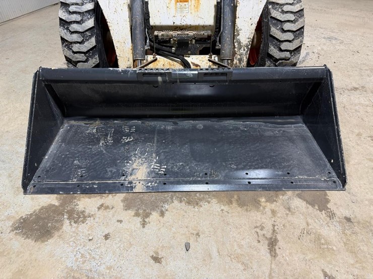 2014-bobcat-s850-image-9