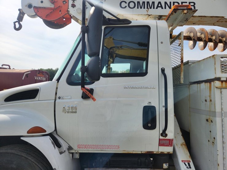 international-durastar-4300-image-37