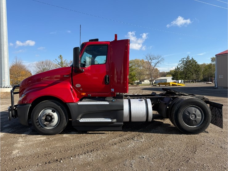 2019-international-lt-image-7