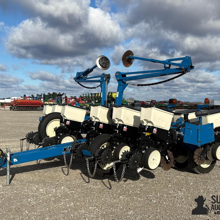 KINZE 3200