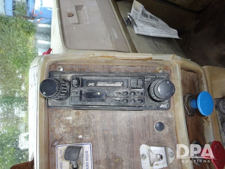 mack-r686st-image-88