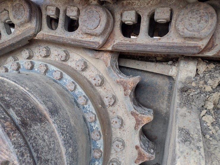 hitachi-zx270-lc-3-image-21