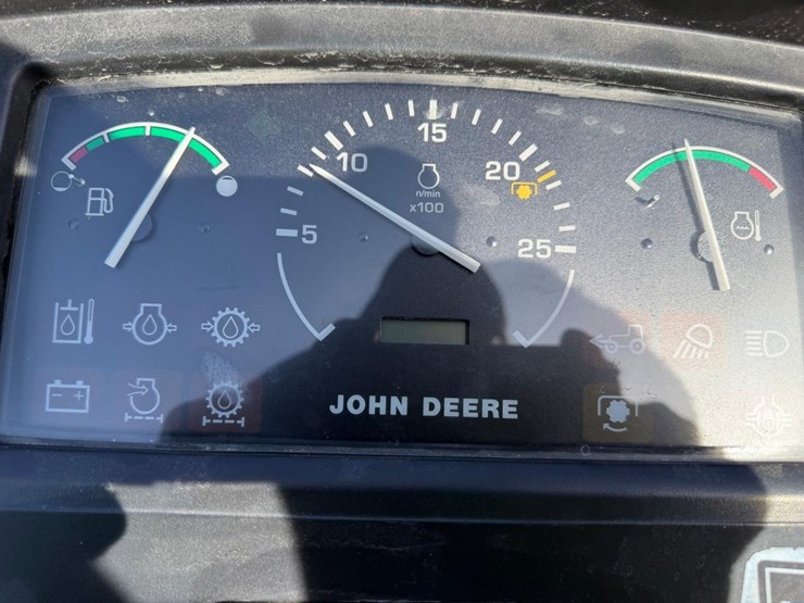 john-deere-6310-image-23