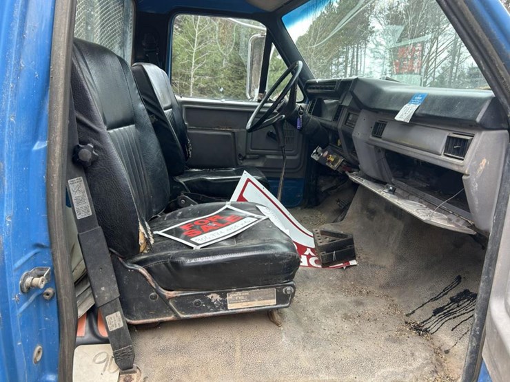 #1429-•-1995-ford-f-series-flatbed-truck-image-46