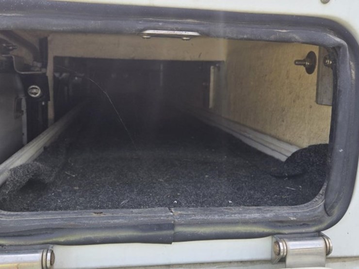 international-4300-sba-image-22