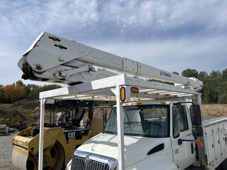 international-4000-image-36