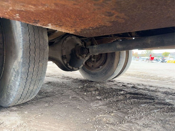 1981-ford-ln700-image-13