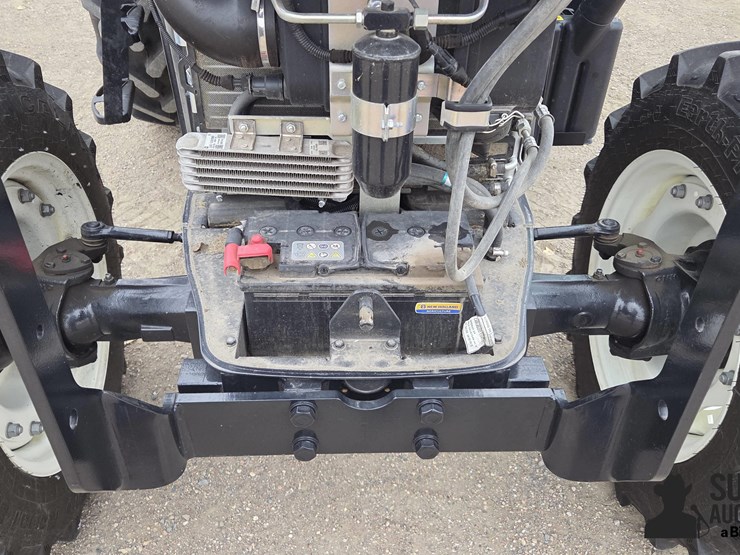 new-holland-powerstar-75-image-16