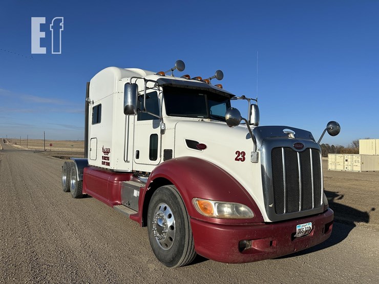 2014-peterbilt-386-image-2