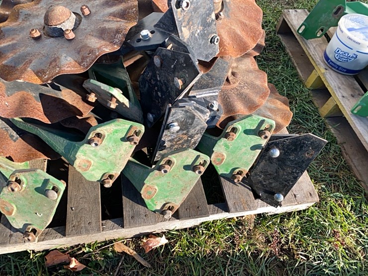 john-deere-7200-image-4