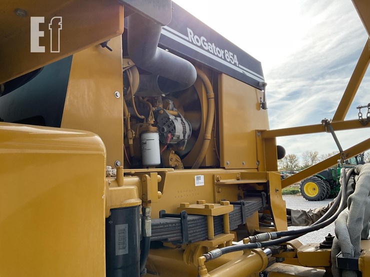 ag-chem-rogator-854-image-12