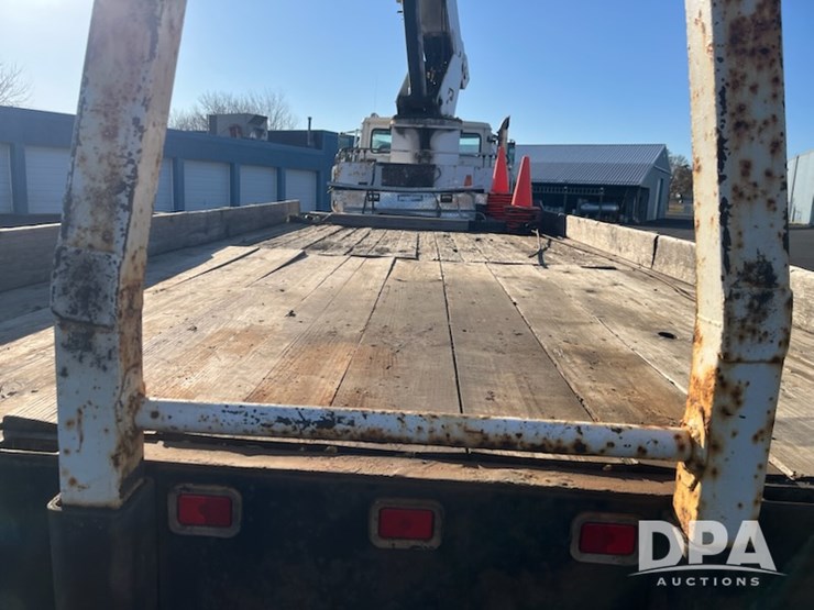 freightliner-fl112-image-7