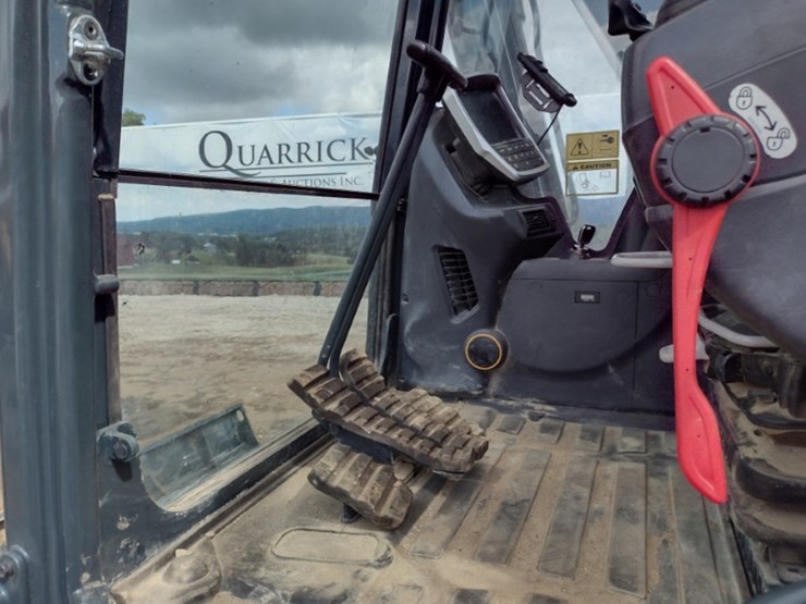 hyundai-hx140al-image-13