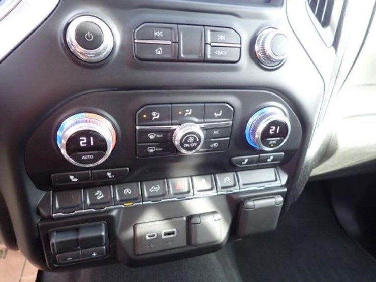 gmc-sierra-1500-sle-image-16