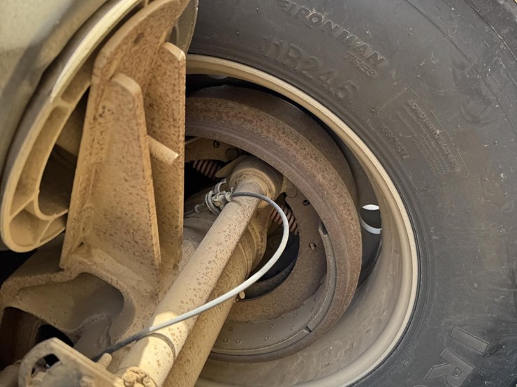 2014-wilson-grain-trailer-image-16