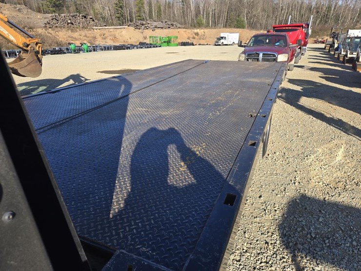 2022-international-mv607-image-19