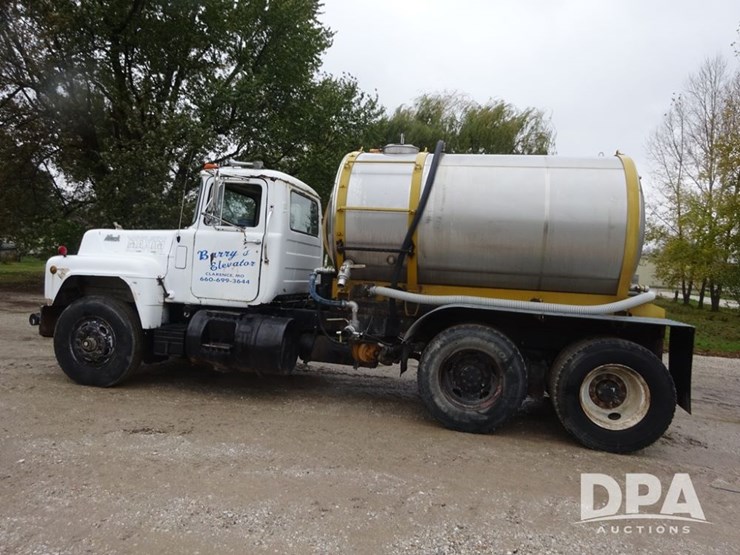 mack-r686st-image-36