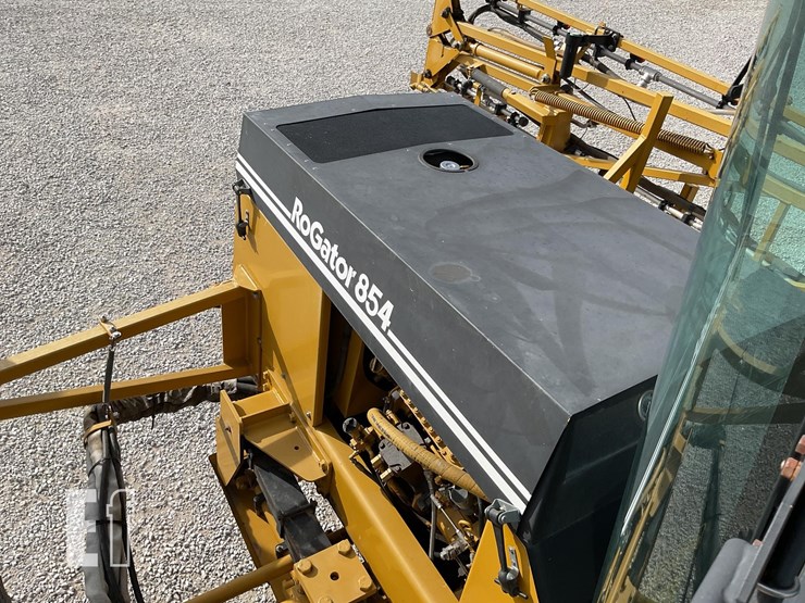 ag-chem-rogator-854-image-38