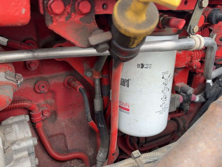 2018-peterbilt-579-image-29