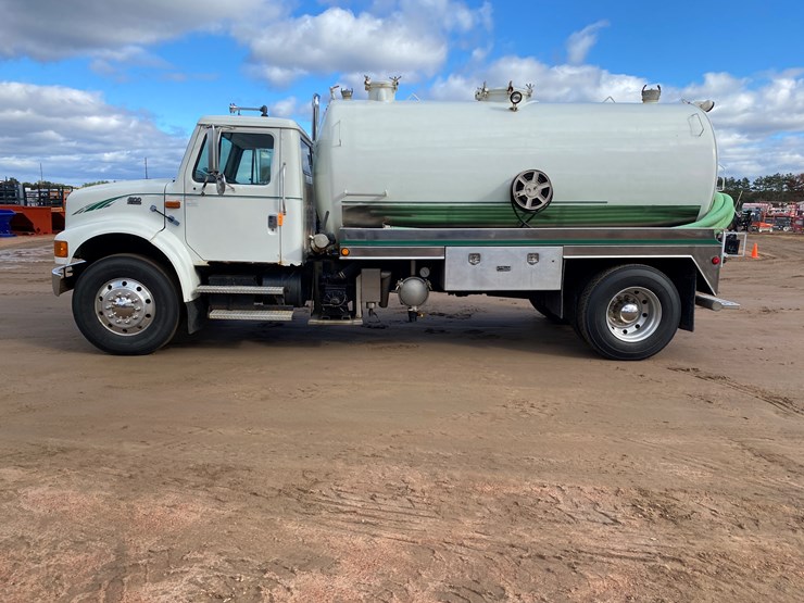 1999-international-4900-image-15