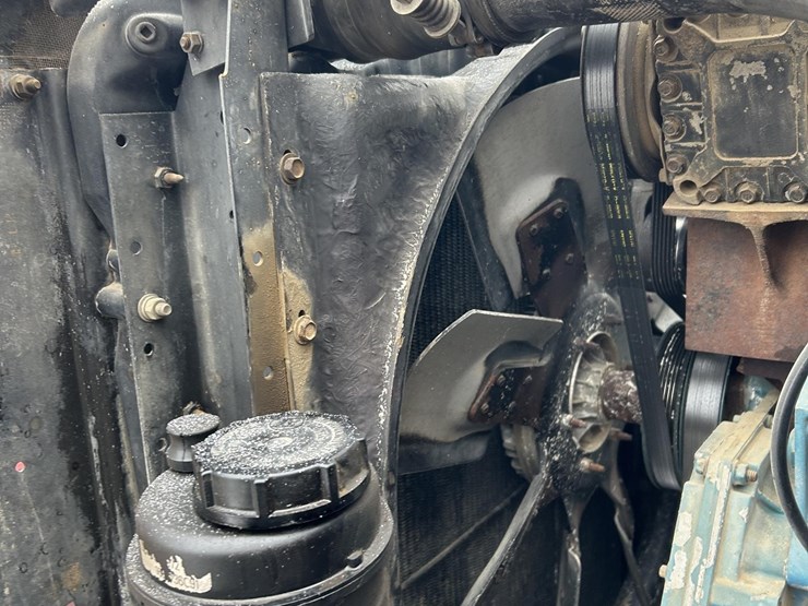 1995-international-4900-image-43