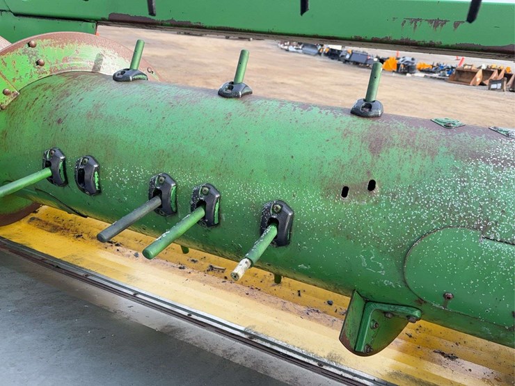 john-deere-630f-image-18